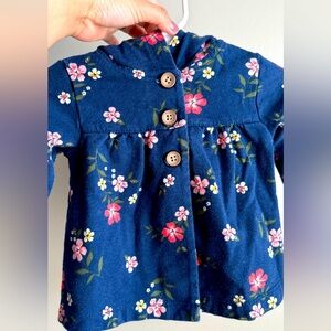 Cute bottom Jacket for baby girl from Carter’s 12M perfect for Cold season